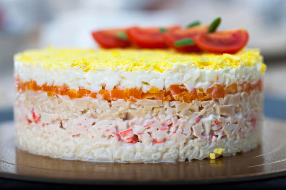 Mimosa Salad (Layered Tuna Salad) – Mimoza Salata
